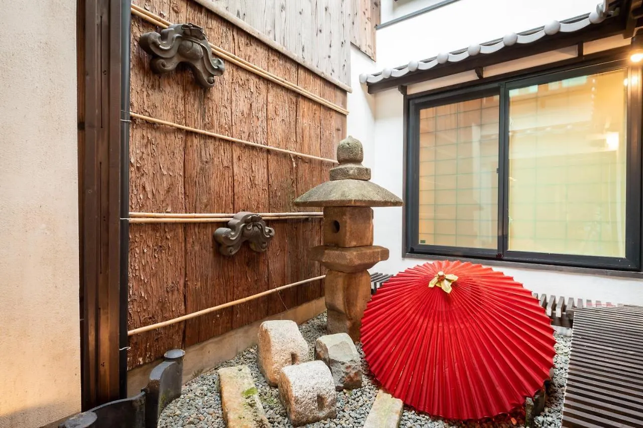 Holiday home Kumomachiya Gojorakuen Villa Kyoto Japan