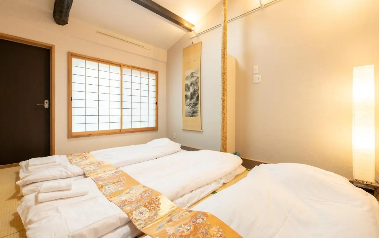 Holiday home Kumomachiya Gojorakuen Villa Kyoto