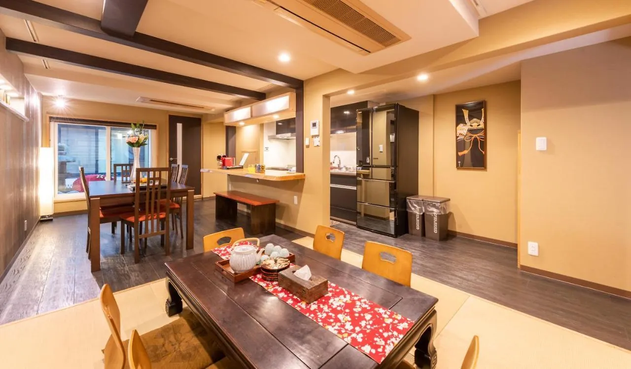 Holiday home Kumomachiya Gojorakuen Villa Kyoto