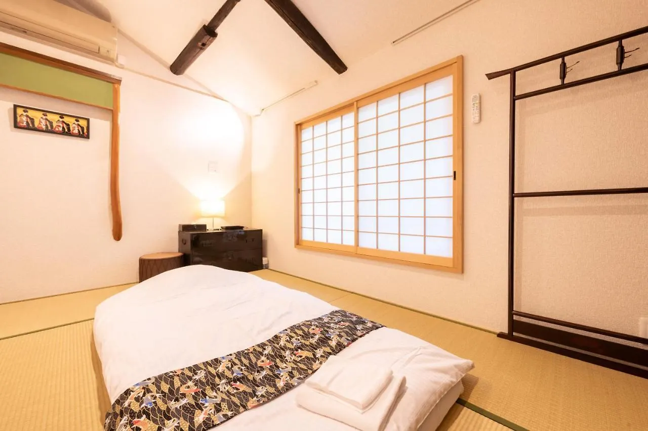 Kumomachiya Gojorakuen Villa Kyoto 0*,  Japan