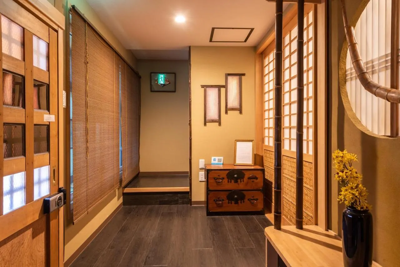 Holiday home Kumomachiya Gojorakuen Villa Kyoto Japan