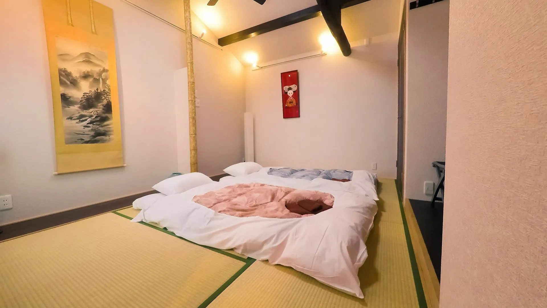 Kumomachiya Gojorakuen Villa Kyoto Japan